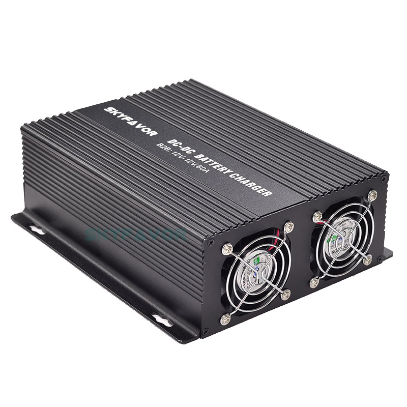 Hot Selling DC to DC Charger 12V 60A Fast on Board Universal Smart Automatic 12 Volt Battery to Battery Charger 12V RV