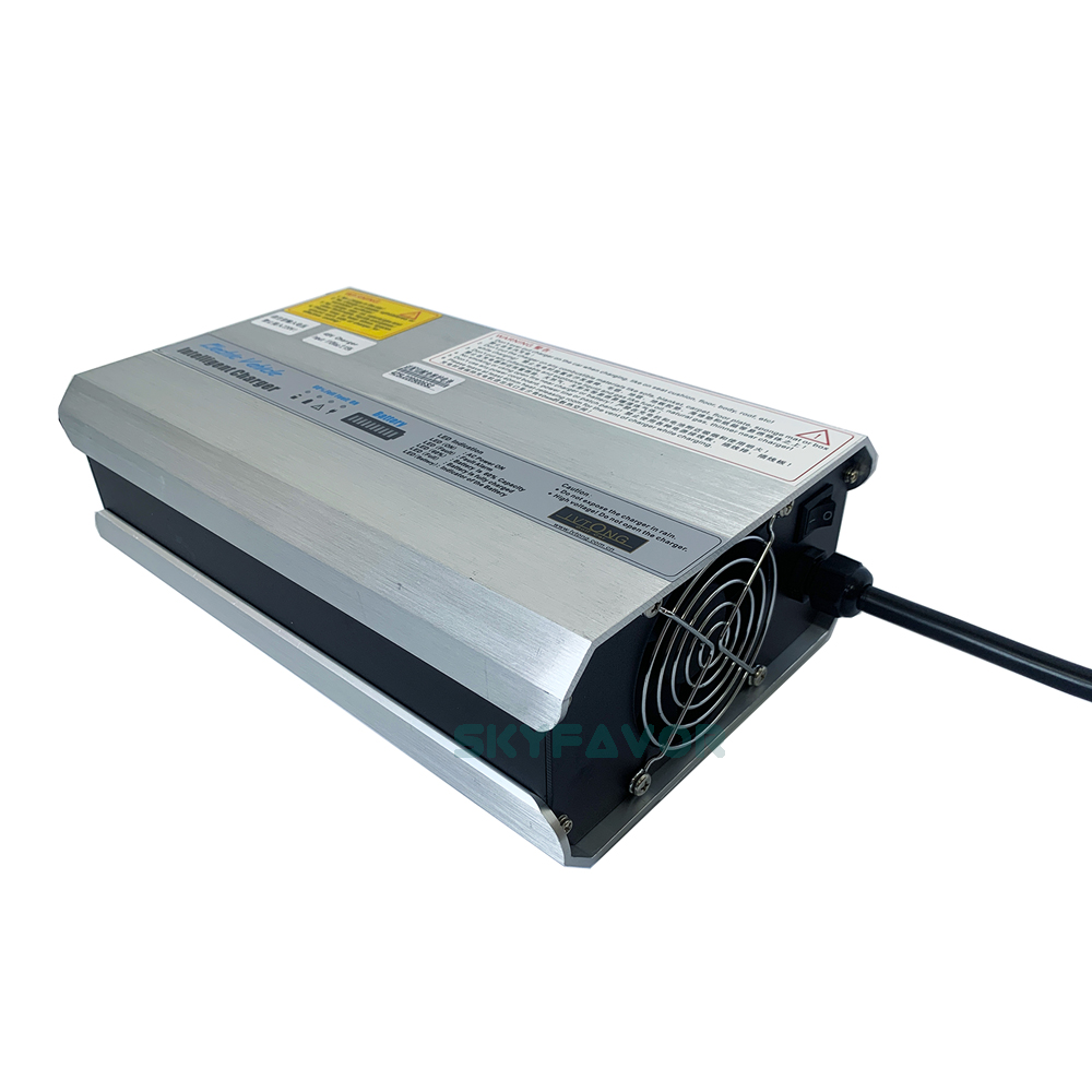 Maintenance Free Lead Acid Battery Charger 48V 25A Golf Cart Charger Y60 Connector for 48 Volt Tour Bus Car Electric Vehicle