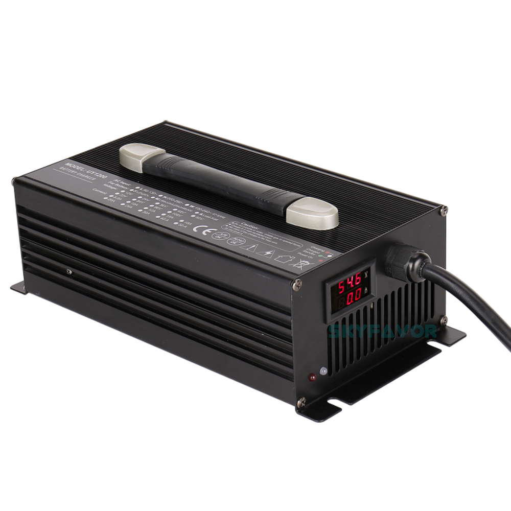 Professional Intelligent 12V 50a Battery Charger Fast Automatic 12 Volt Lifepo4 Battery Charger 50A Amp for 12v Lifepo4 Battery