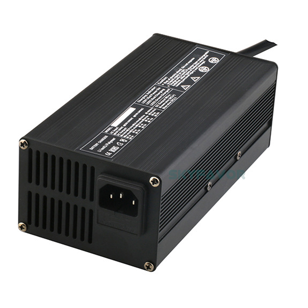 Good Safety 72V Batteries Charger 72V 4A Professional Custom Automatic 72 Volt Battery Charger for Lithium Lifepo4 Lead Acid Bat