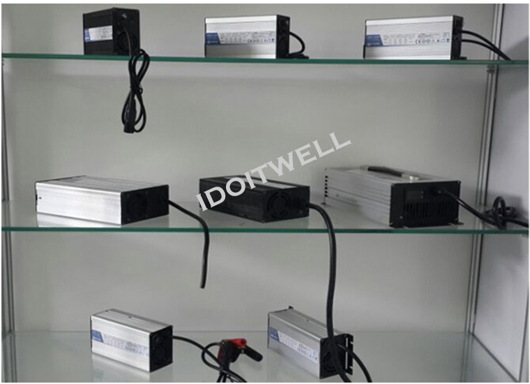 Professional Custom 40A 36V Lead Acid Battery Charger Intelligent 36V 40A WET VRLA SLA AGM GEL Battery Charger with LED Display