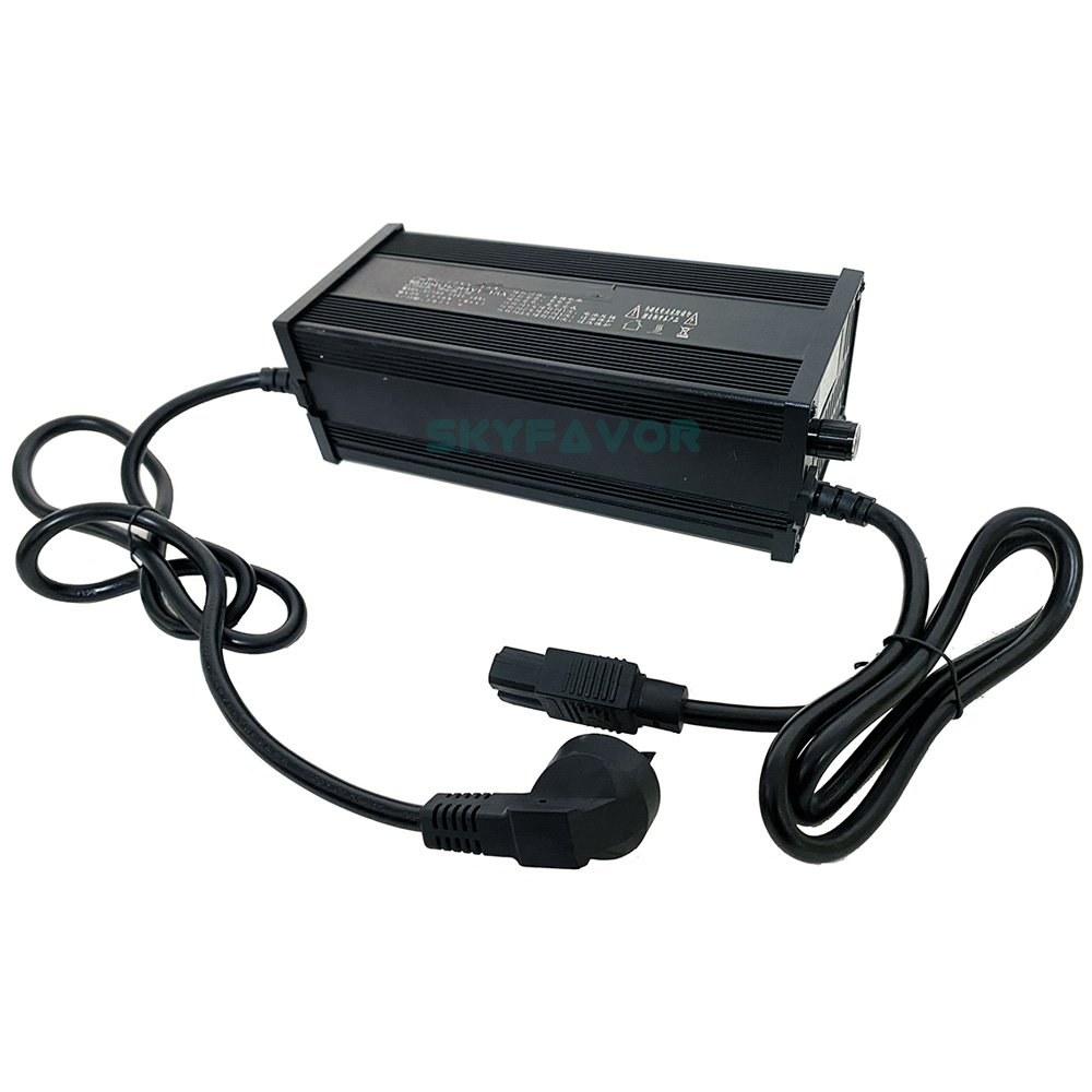 Custom 48V Lithium Battery Charger 48V 15A Led Display Smart Automatic 12S 50.4V or 13S 54.6V Lithium Li Ion Battery Chargers