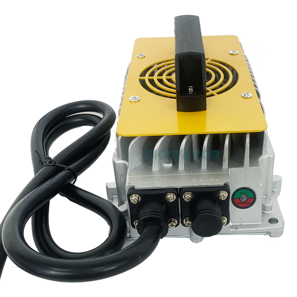 Custom Intelligent 60V Lifepo4 Battery Charger 60V 15A Automatic Dustproof Waterproof 60 Volt 20S Lifepo4 Battery Charger